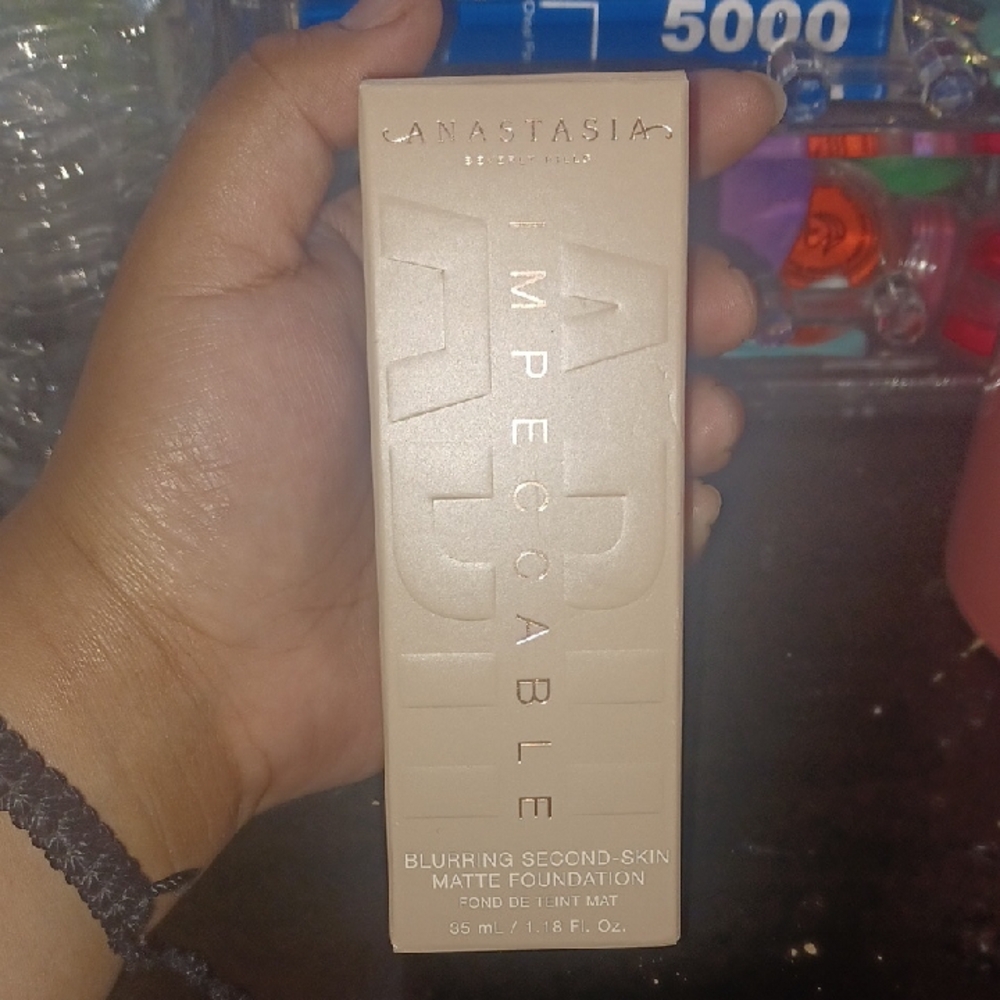 Anastasia Impeccable Matte Foundation - Cream (8N)